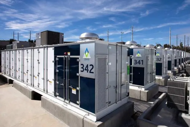 電力儲(chǔ)能技術(shù)崛起：應(yīng)對(duì)可再生能源挑戰(zhàn)，智能電網(wǎng)愿景成真